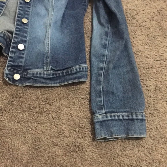 Jean jacket - Picture 2 of 6